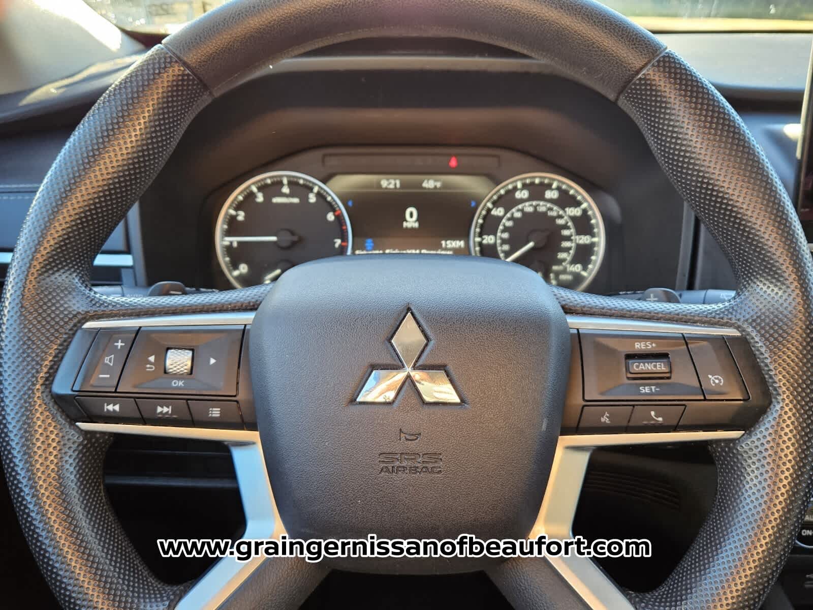 2022 Mitsubishi Outlander ES
