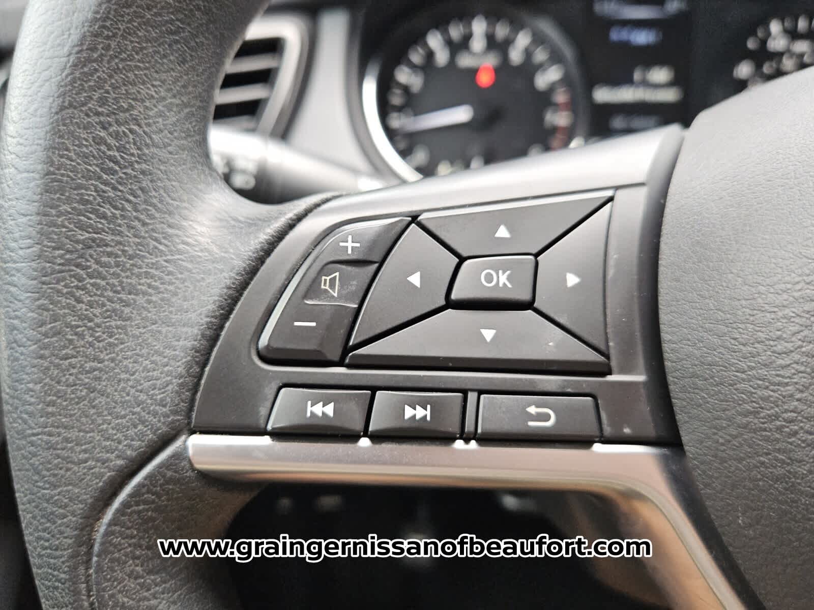 2017 Nissan Rogue S