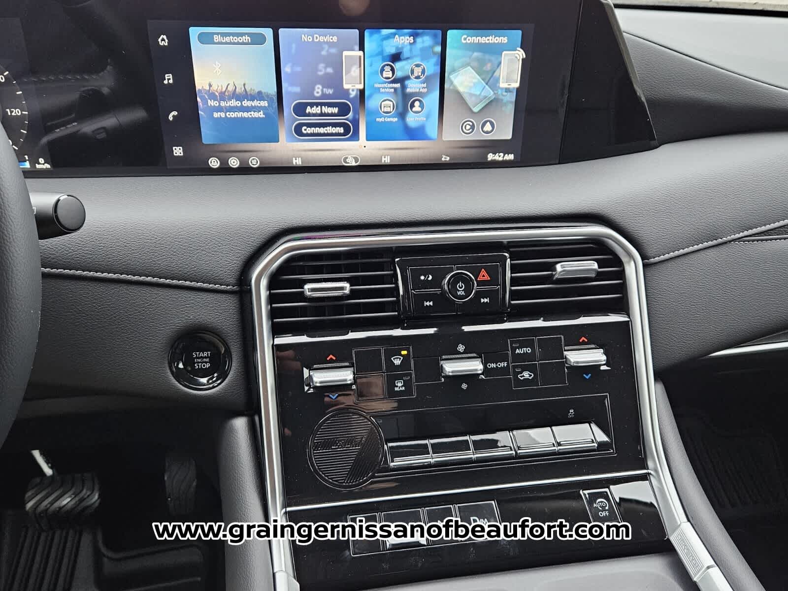 2026 Nissan Armada SV