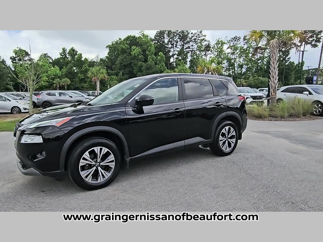 2023 Nissan Rogue SV