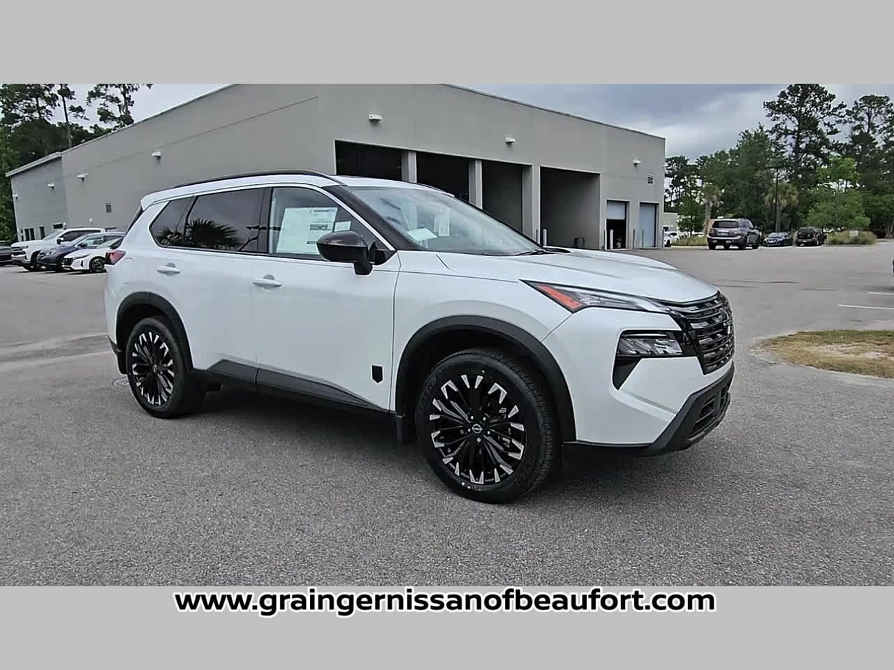 2026 Nissan Rogue Dark Armor