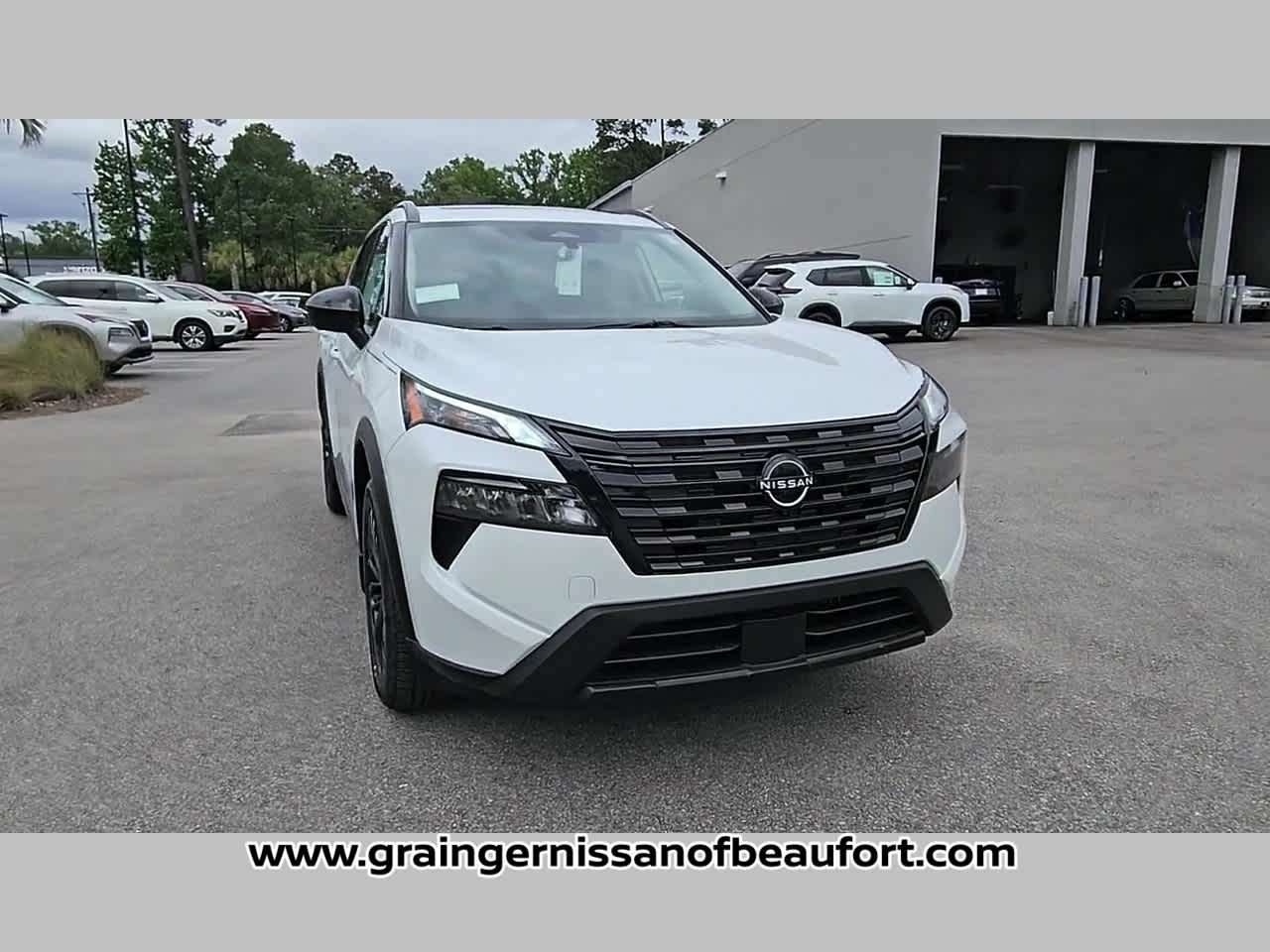 2026 Nissan Rogue Dark Armor