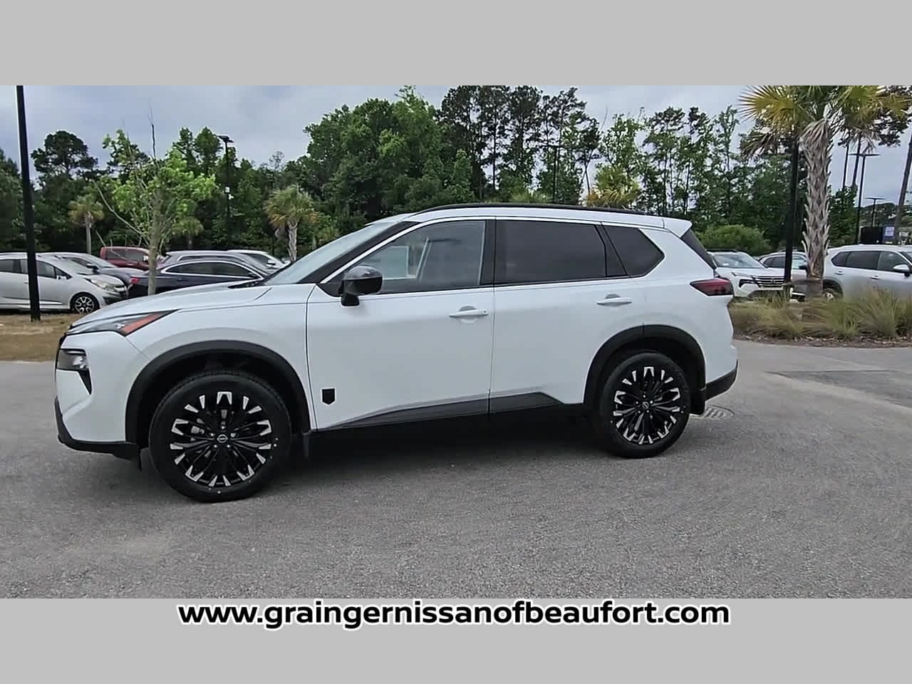 2026 Nissan Rogue Dark Armor