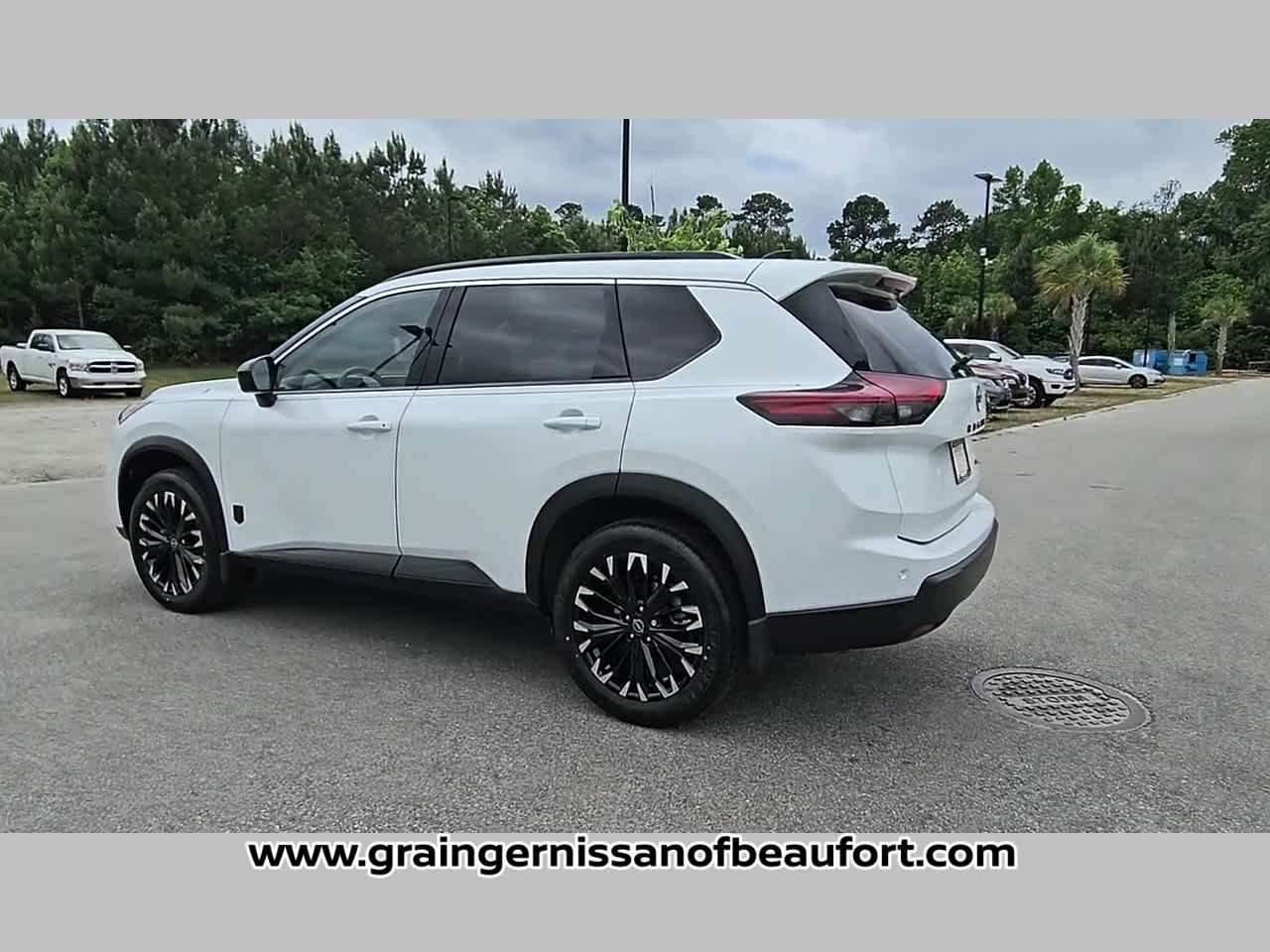 2026 Nissan Rogue Dark Armor
