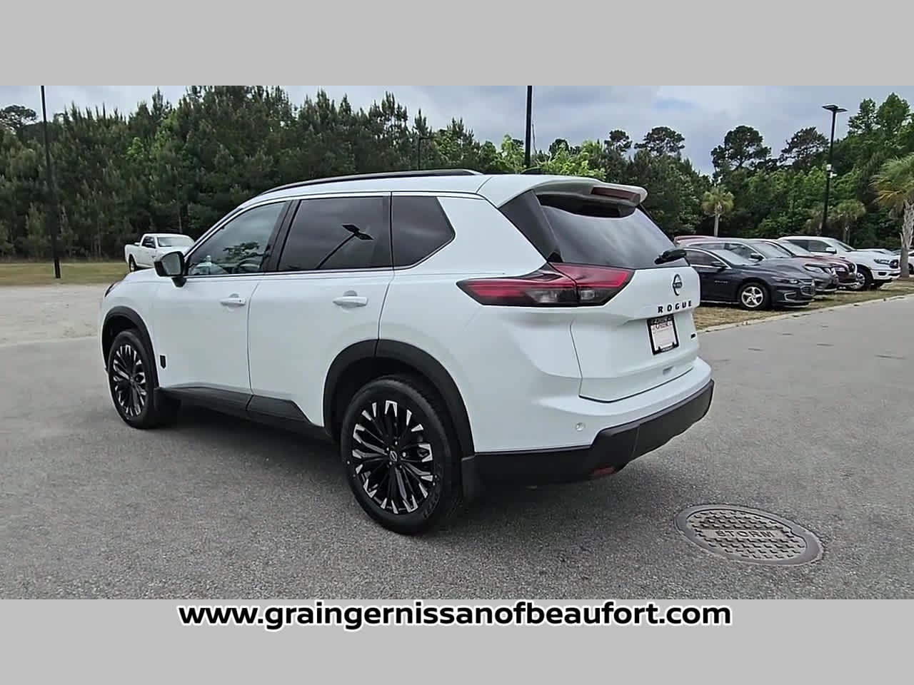 2026 Nissan Rogue Dark Armor