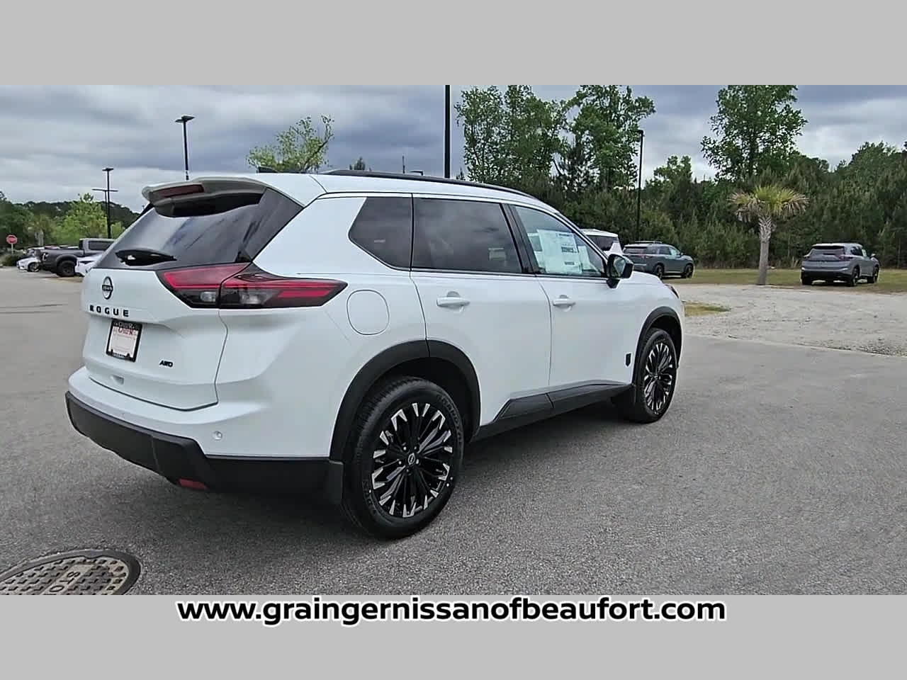 2026 Nissan Rogue Dark Armor