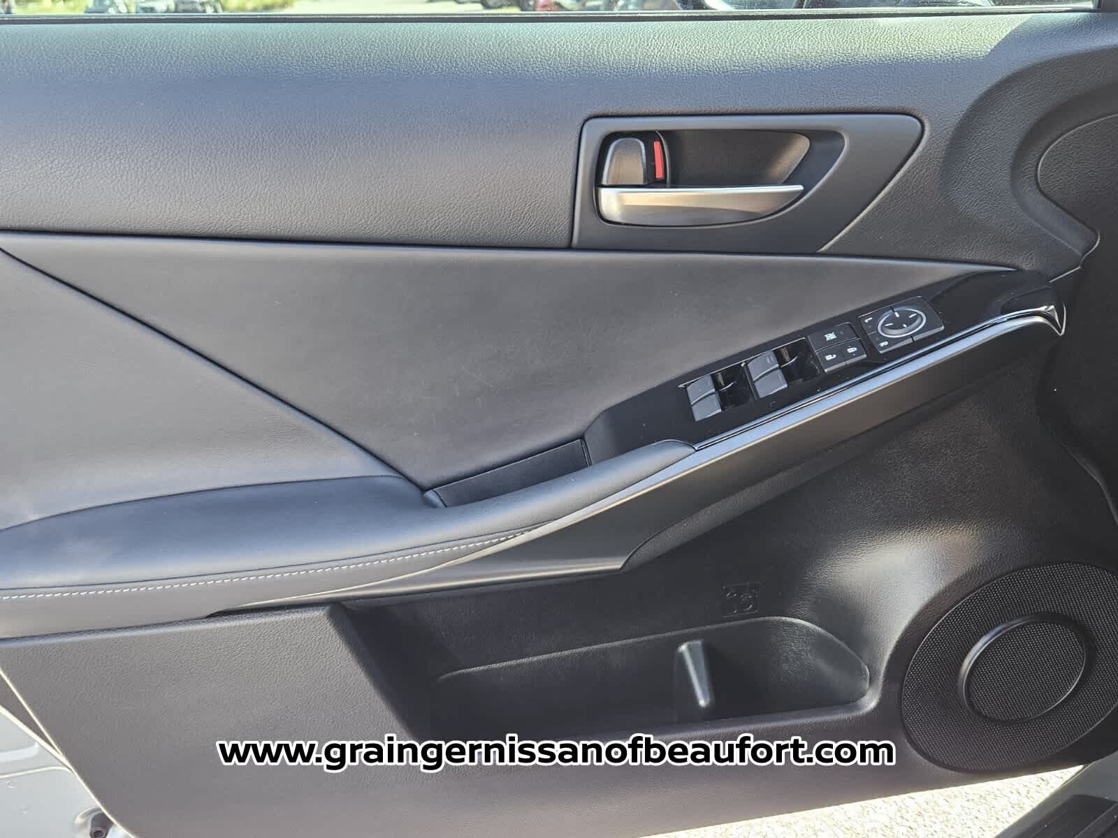 2023 Lexus IS F SPORT Design