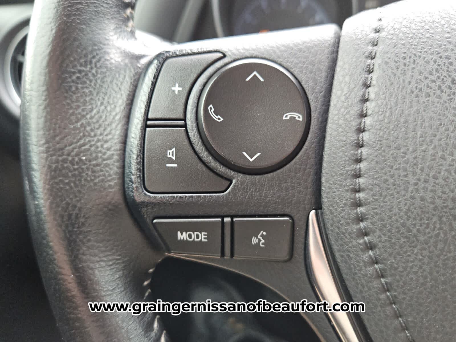 2016 Scion iM 5dr HB Man (Natl)