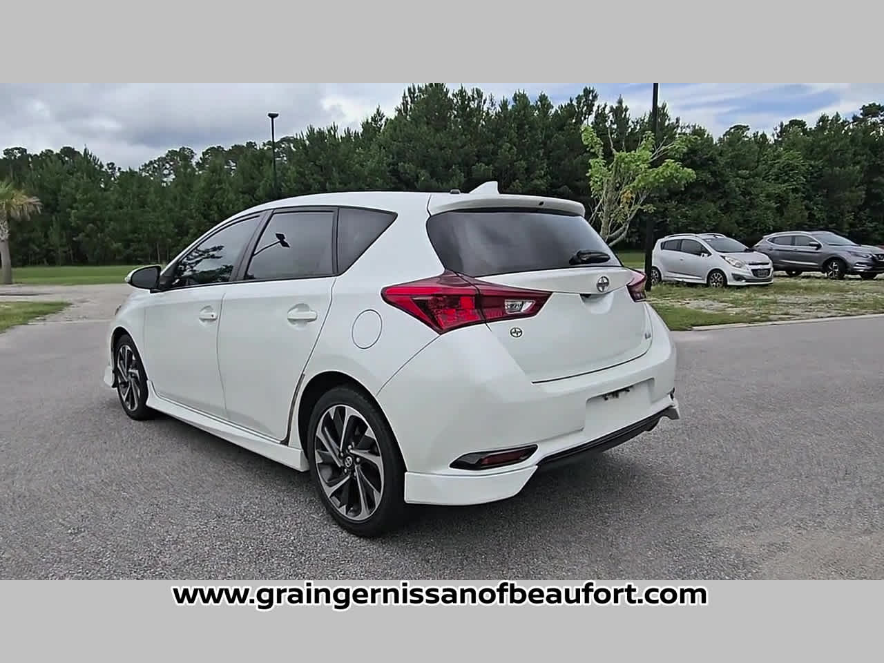2016 Scion iM 5dr HB Man (Natl)
