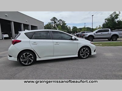 2016 Scion iM 5dr HB Man (Natl)