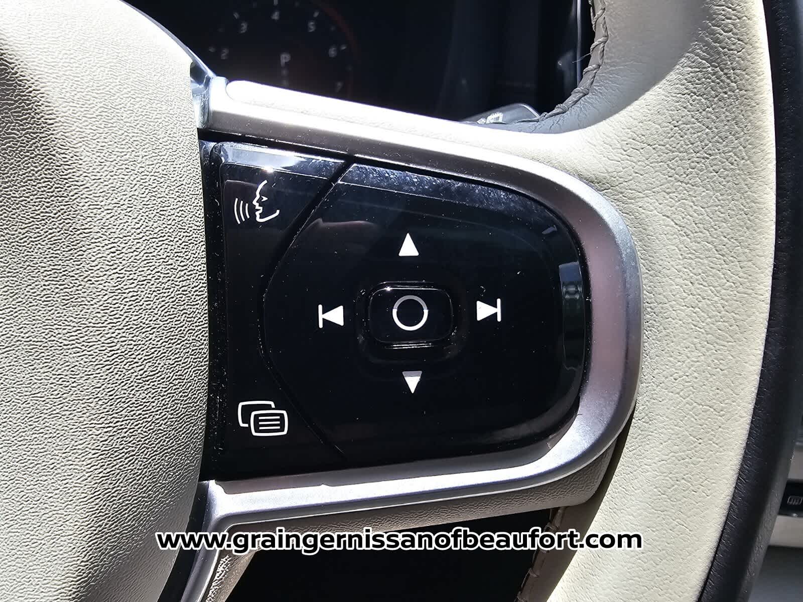 2020 Volvo XC60 Inscription