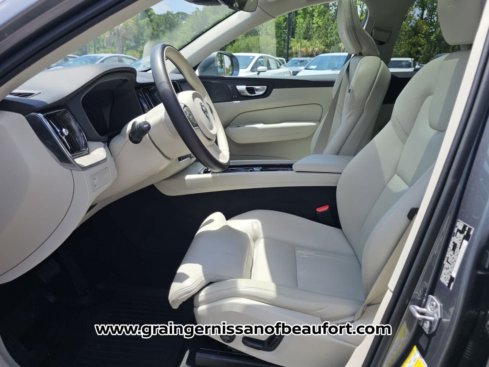 2020 Volvo XC60 Inscription